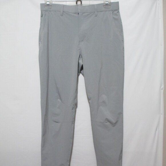Fabletics The Don Trouser Golf Pants Mens Medium Gray 28” Inseam - Picture 1 of 9